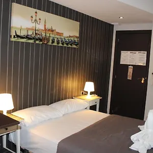 2* Gasthof Bcn Condal